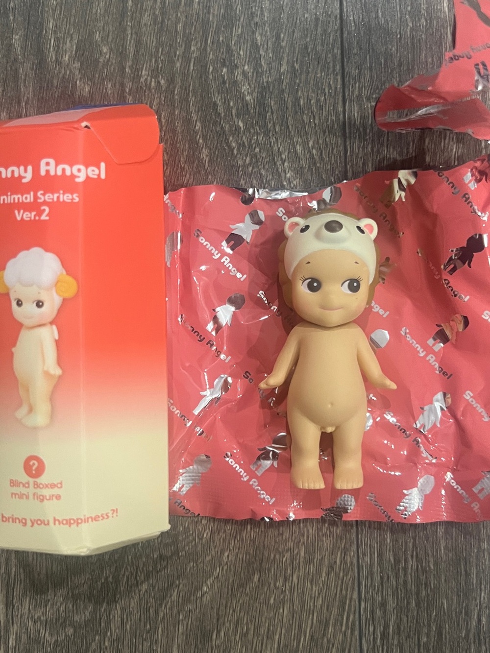 Brand NEW Sonny Angel Animal Series 2 mini figure - hedgehog